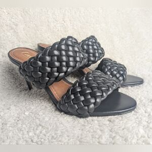 L'INTERVALLE Heel Black Leather Sandals Size  8 Made In Brazil